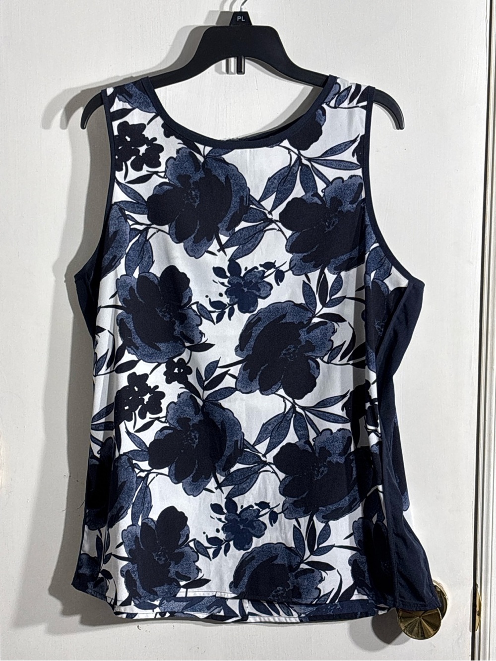 Banana Republic White and Navy Floral Shell Top